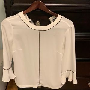 Banana republic XS cream blouse